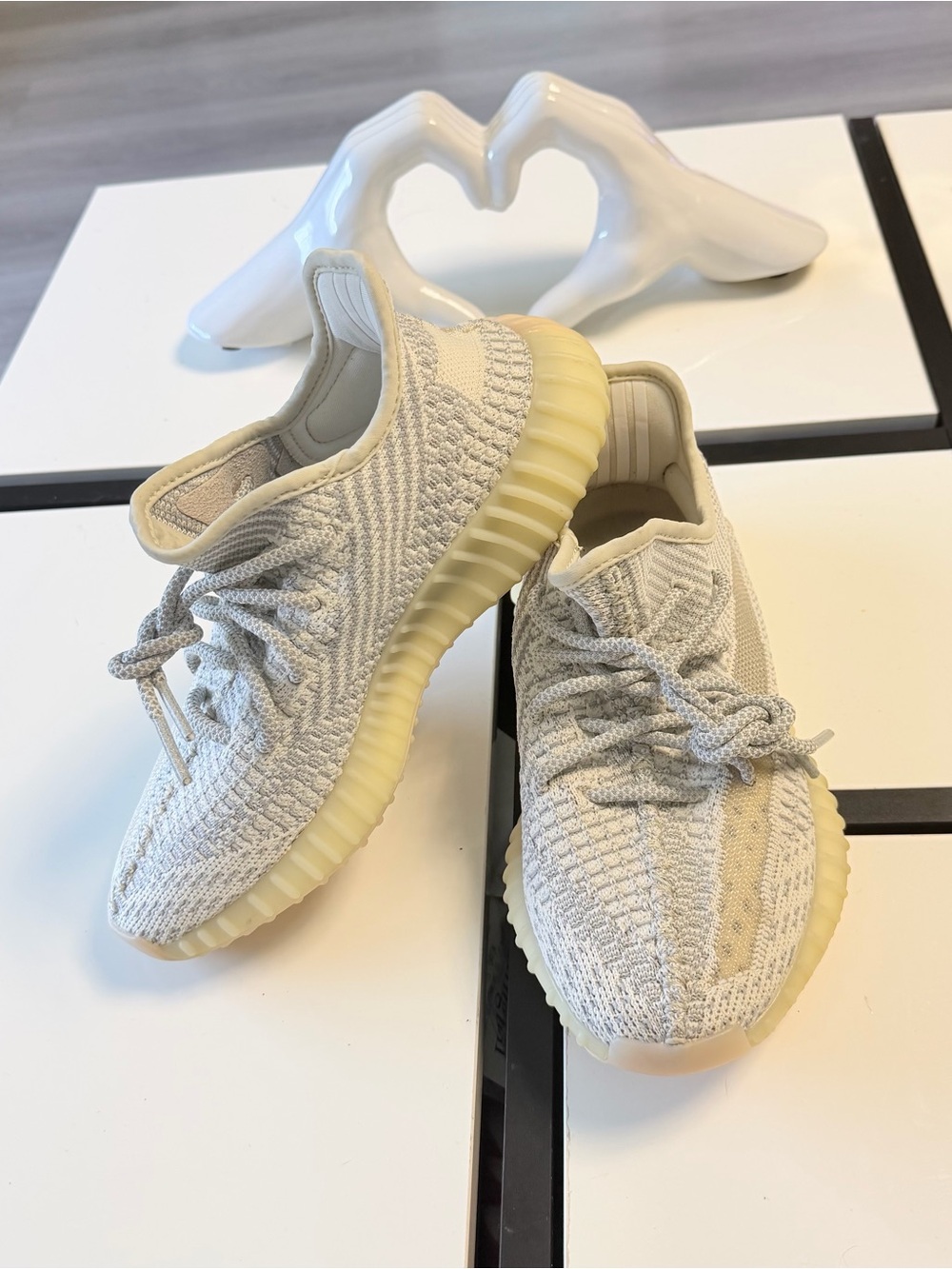 Yeezy Boost 350 V2 'Lundmark' • Size 4.5M / 5.5W • Excellent • No Box
